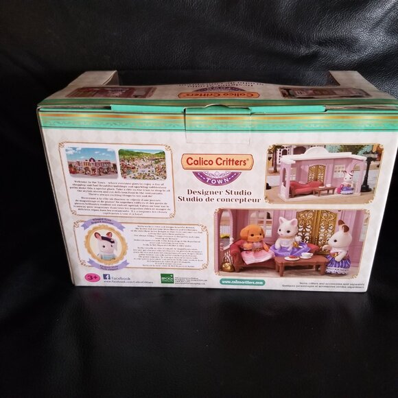 BUNDLE Calico Critters Town Series Designer Studio, Luxury Bed, Fashion Showcase - Picture 4 of 15